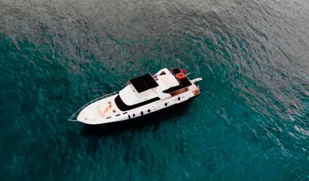 YACHT BANU